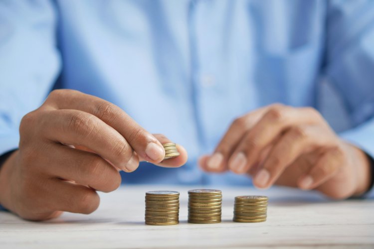 How to Save Money on a Low Income