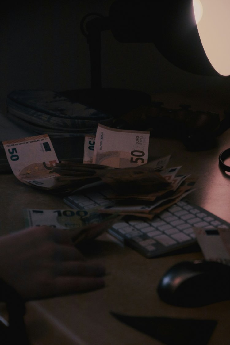 Productivity Hacks to Get the Most Out of Your Money Apps