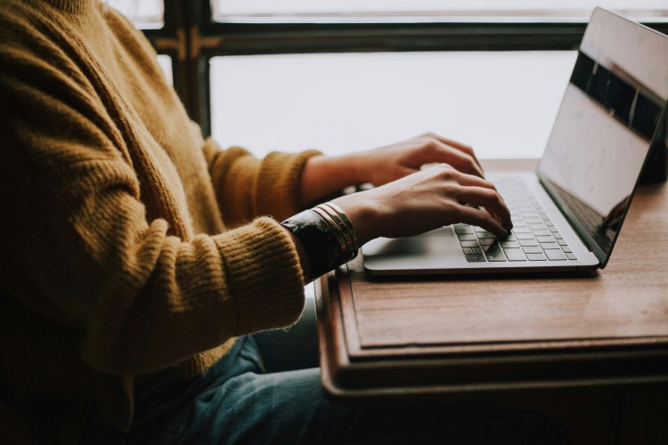 Free vs Paid Budget Apps Which One Should You Choose?